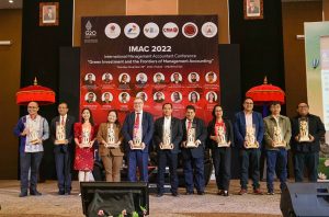 Konferensi Akuntan Manajemen Internasional “IMAC 2022”, profesional dan akademisi sepakat mendukung green investment Indonesia